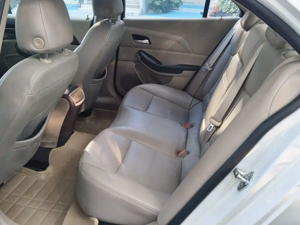Chevrolet Malibu — миниатюра 14