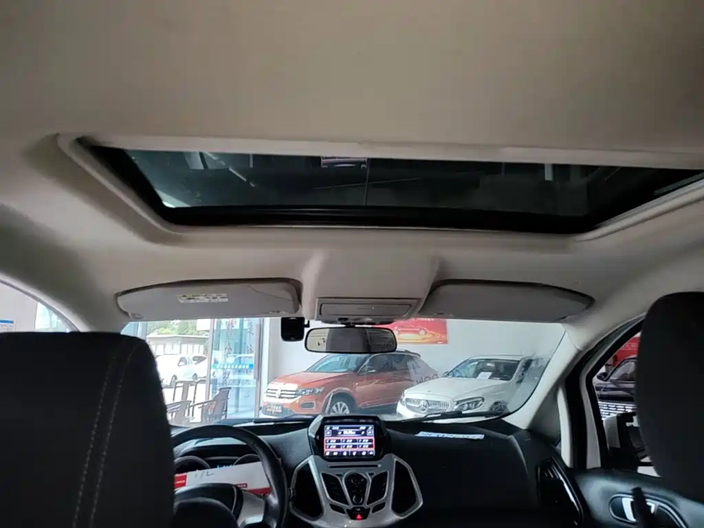 Ford Ecosport — миниатюра 18