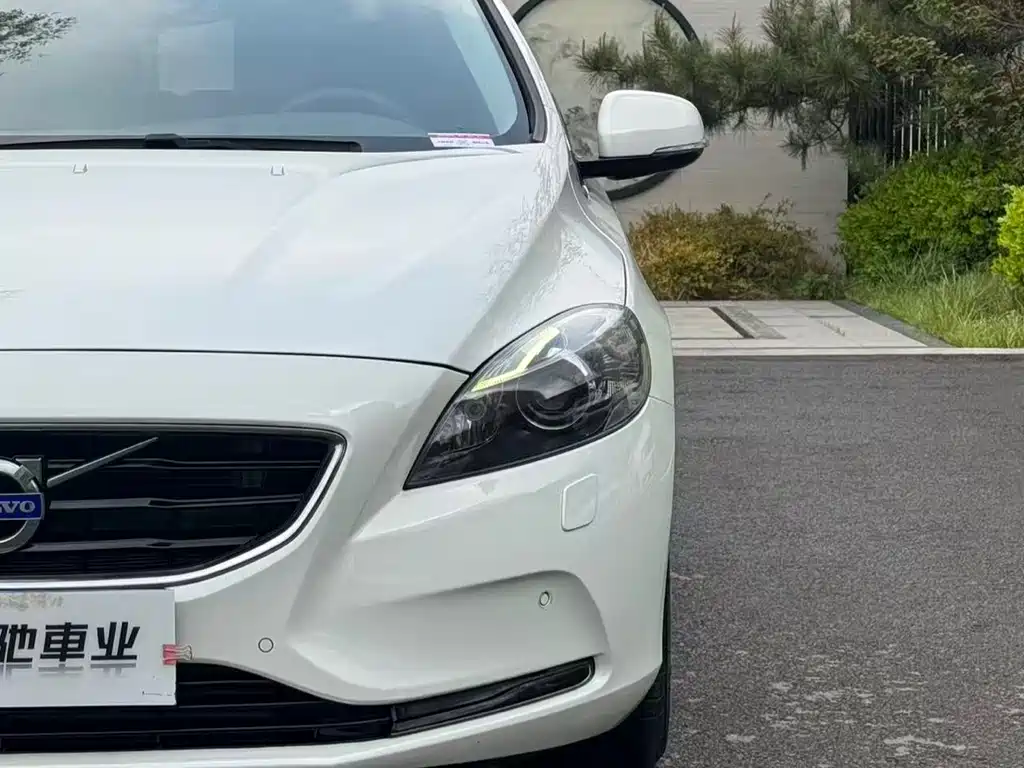 Volvo V40 2015 1.6T