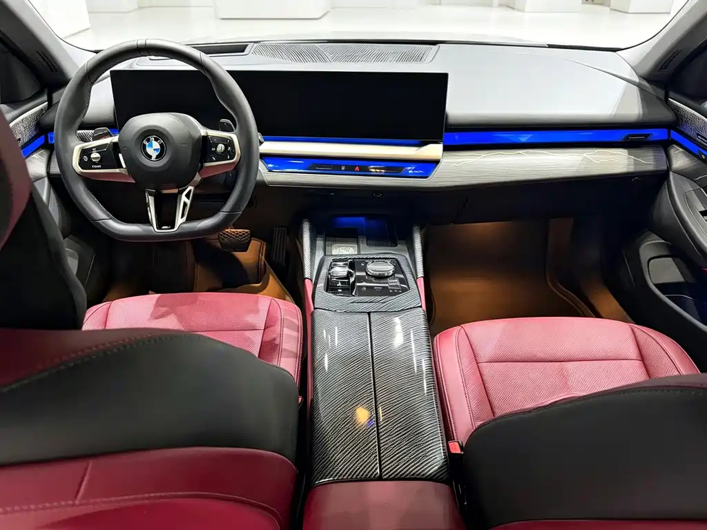 BMW 5 Series — миниатюра 10