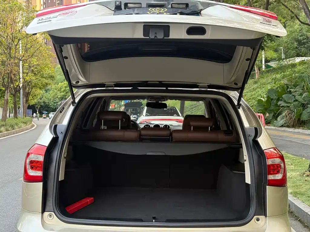 BYD Tang New Energy — миниатюра 15