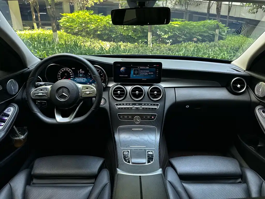 Mercedes-Benz C-Class — миниатюра 11