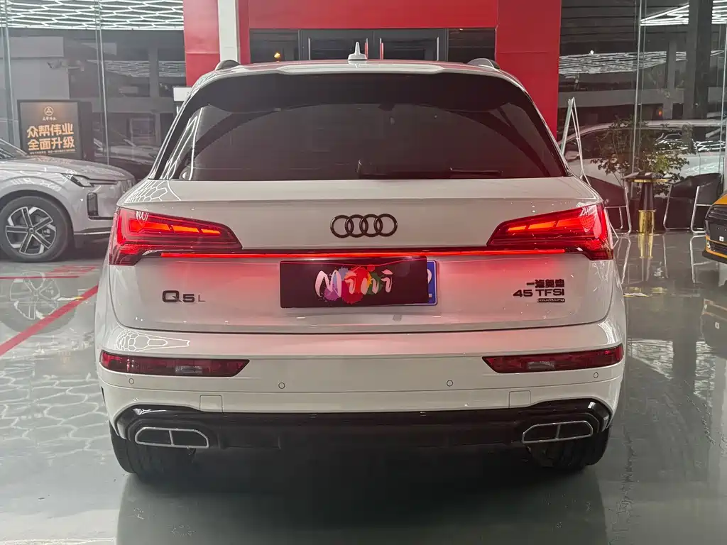 Audi Q5L — миниатюра 5