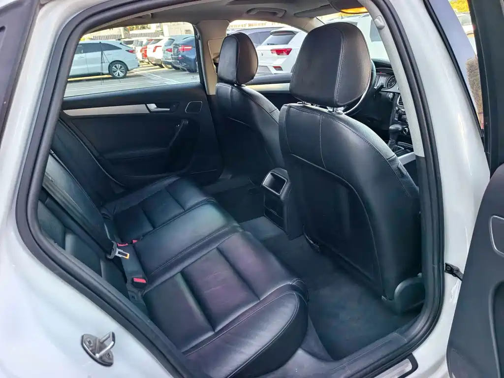 Audi A4L — миниатюра 16