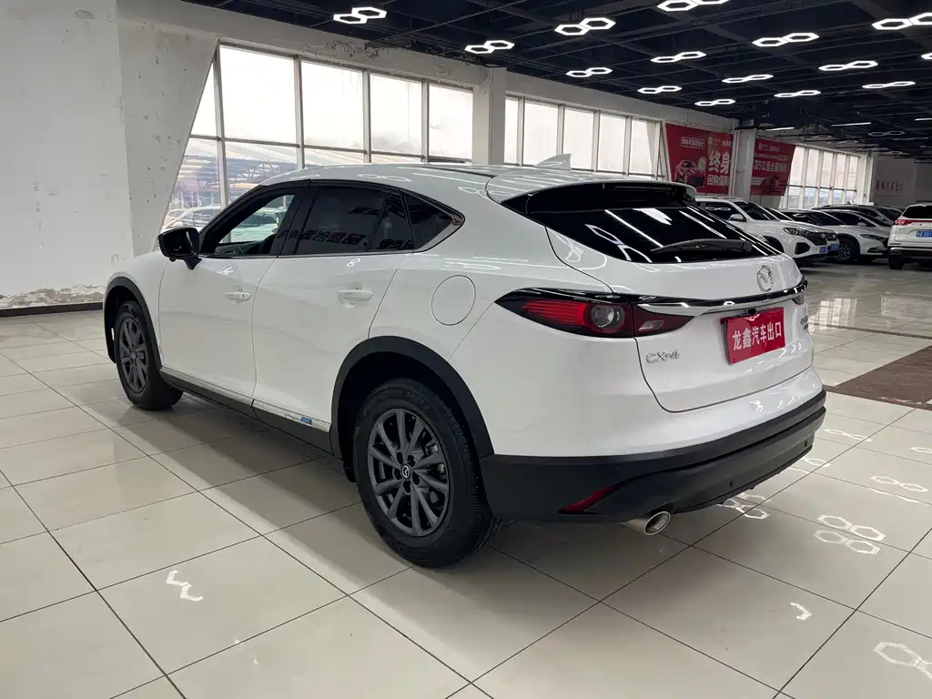 MAZDA CX 4