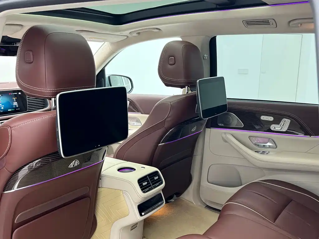 Mercedes-Benz GLS — миниатюра 13
