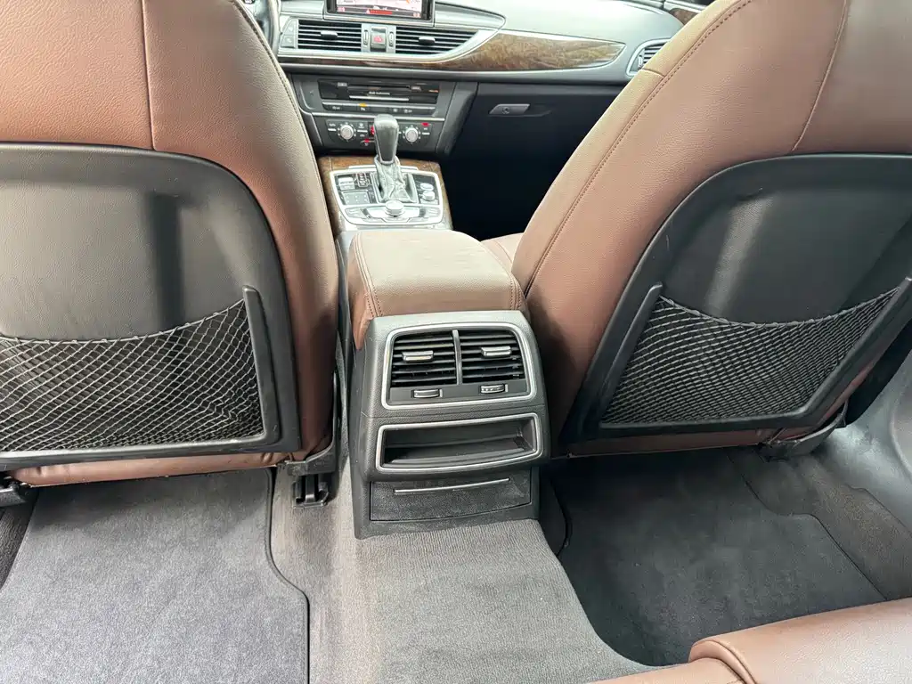 Audi A6L — миниатюра 7