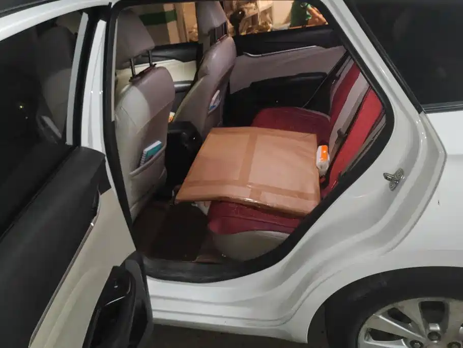 Buick Excelle — миниатюра 11