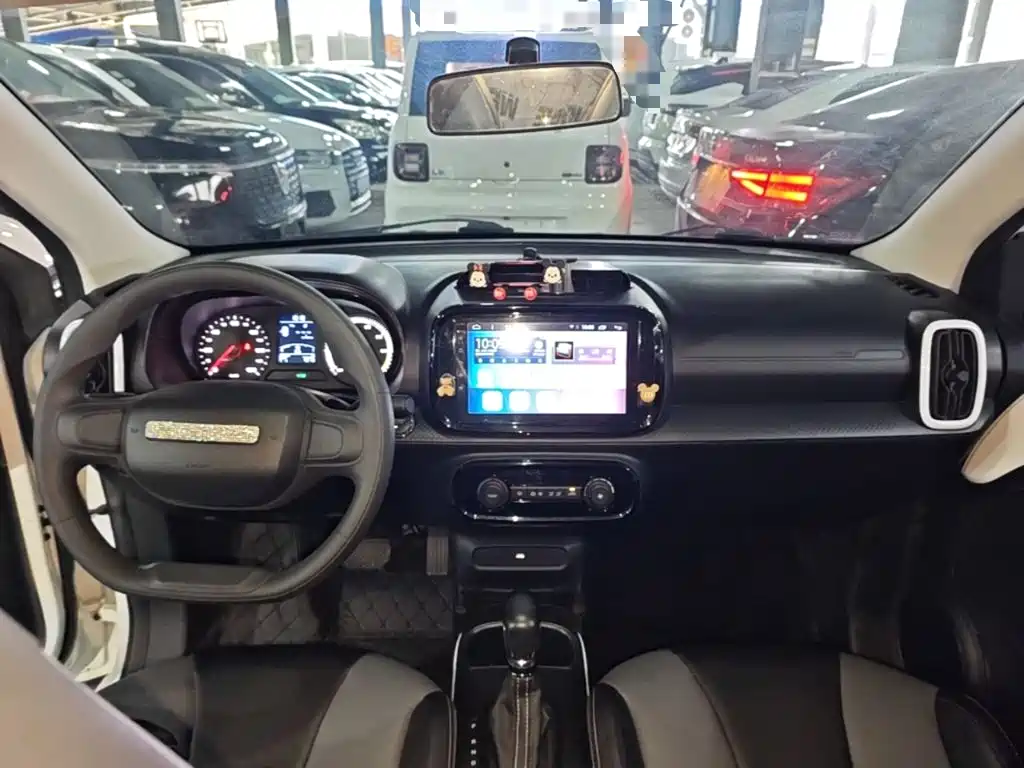 Roewe Clever — миниатюра 10