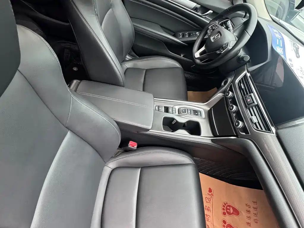 Honda Accord — миниатюра 6