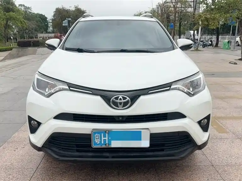 Toyota RAV4 2017