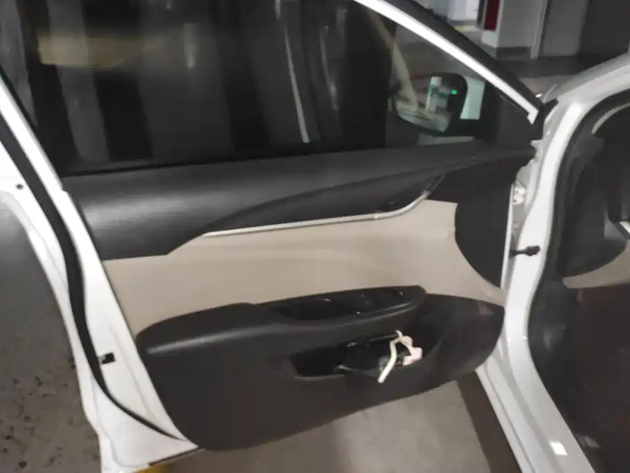 Buick Excelle — миниатюра 7