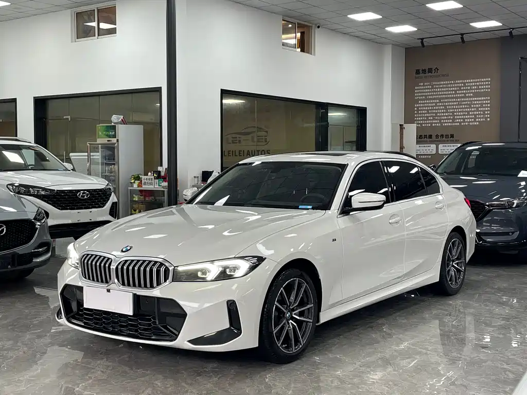 BMW 3 Series 2022