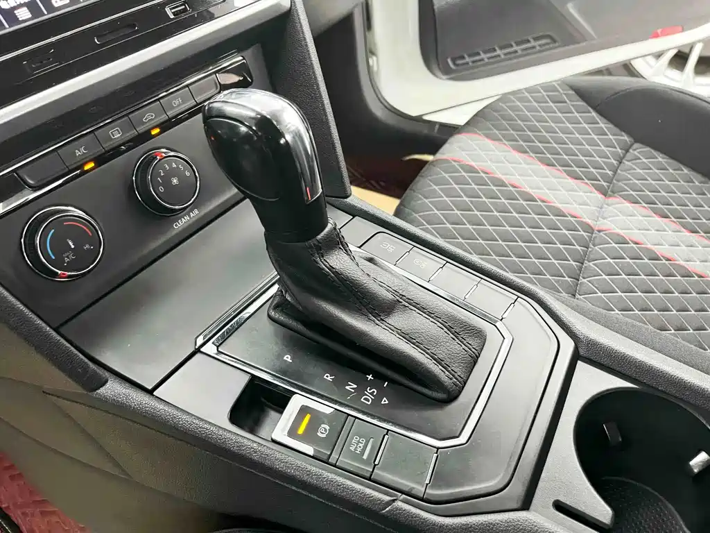 Volkswagen Lamando — миниатюра 14