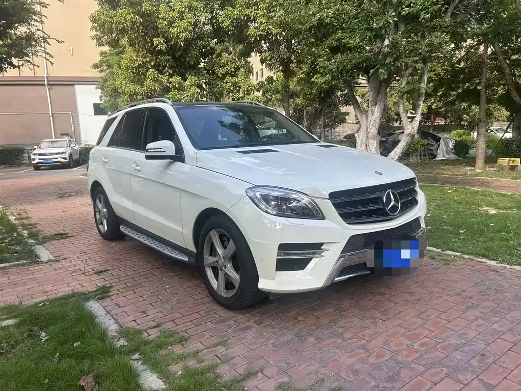 Mercedes-Benz M-Class — миниатюра 3
