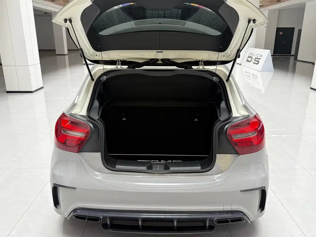 MERCEDES-BENZ A CLASS AMG