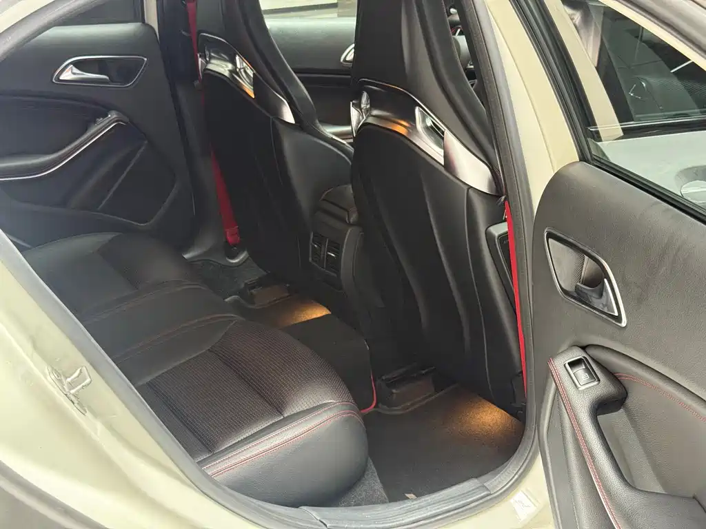 MERCEDES-BENZ A CLASS AMG