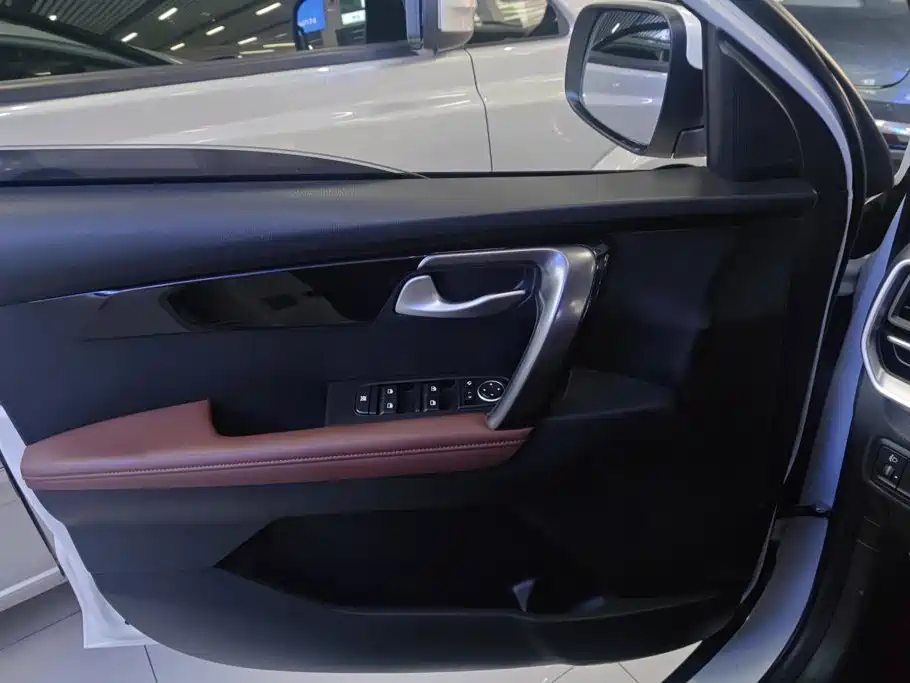 Kia Sportage — миниатюра 7
