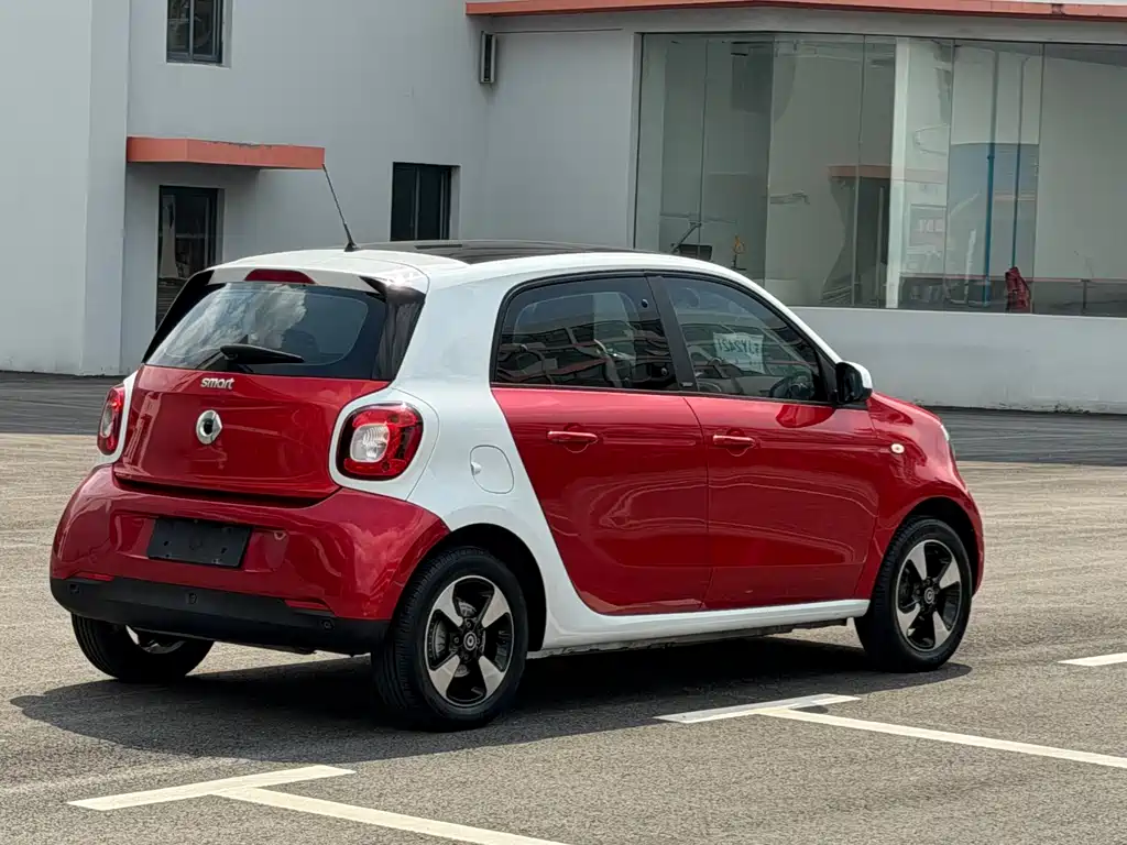 smart Smart Forfour — миниатюра 5