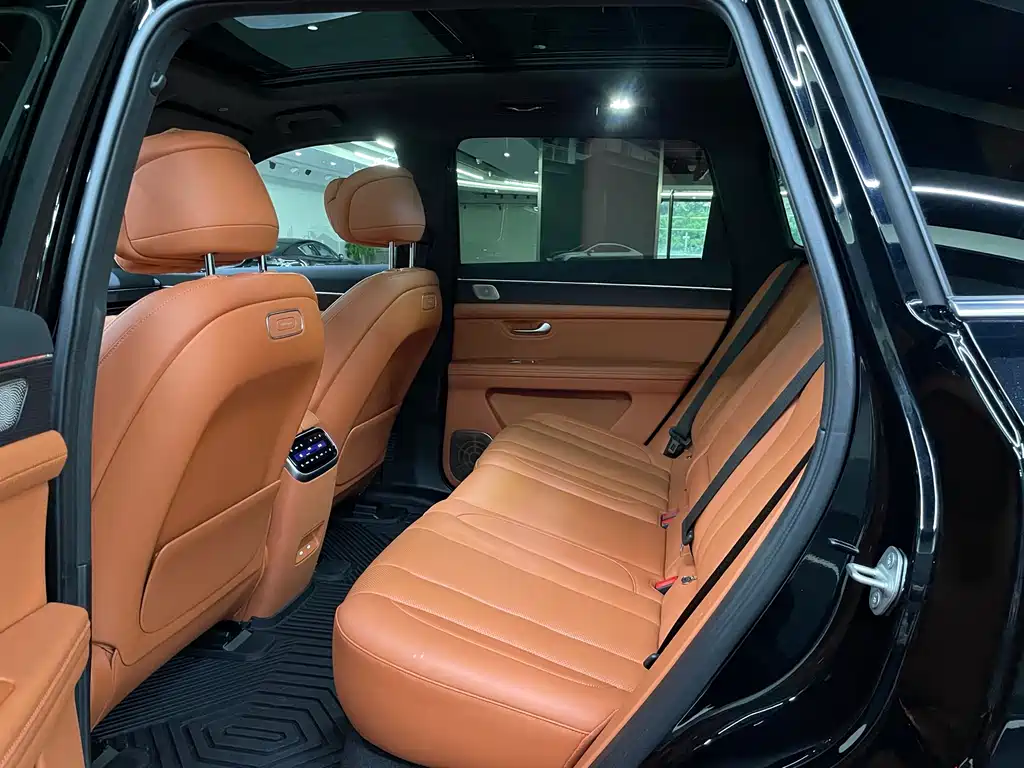 AITO ASK THE WORLD M7