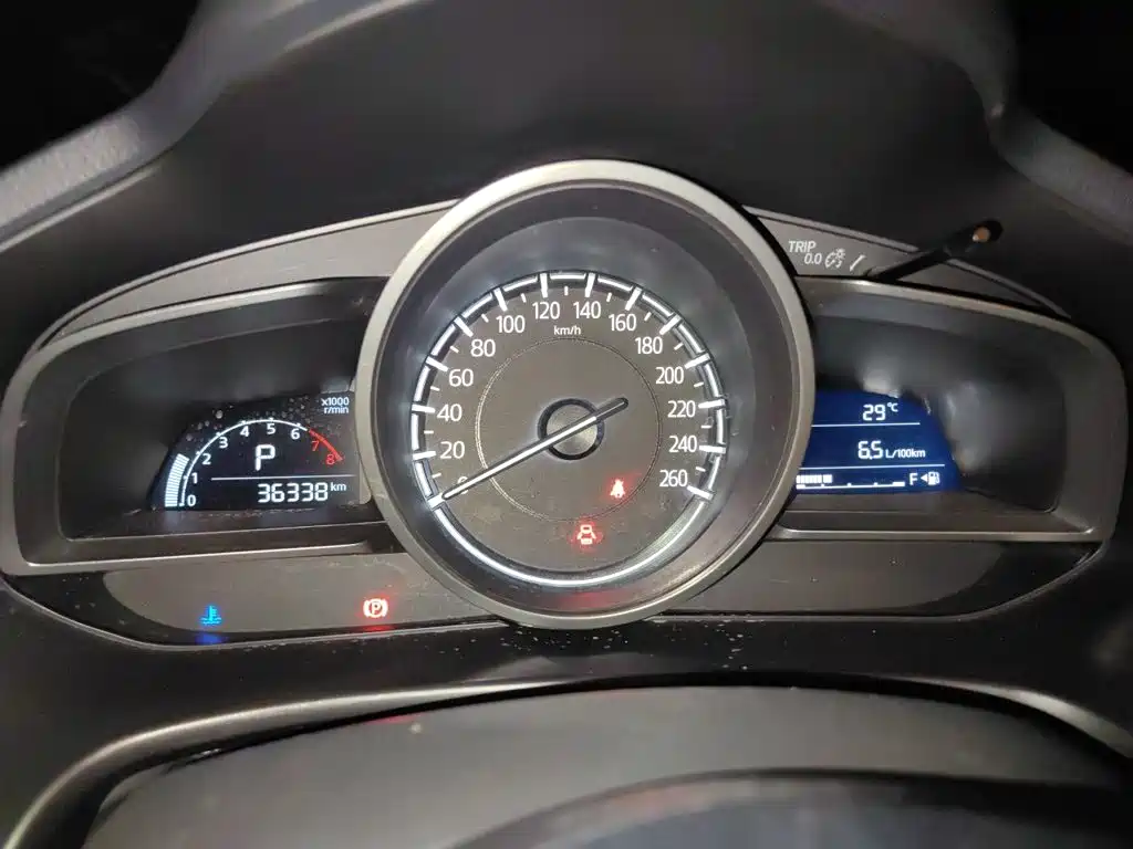 Mazda 3 Axela — миниатюра 8