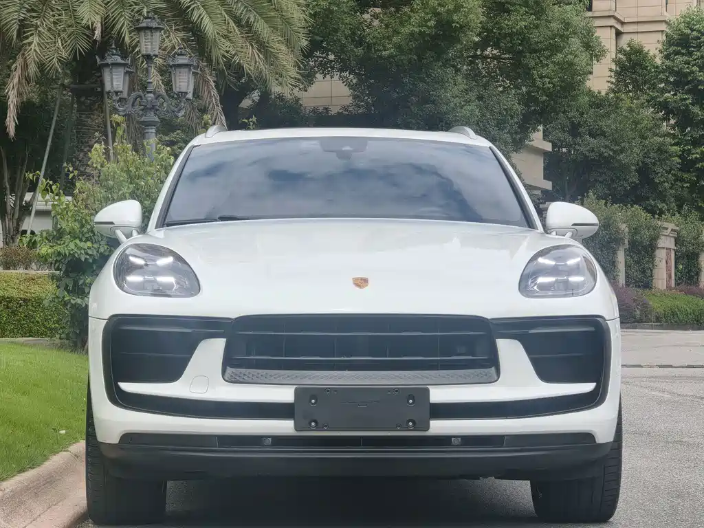 Porsche Macan — миниатюра 2
