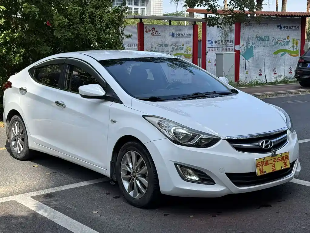 Hyundai Elantra Langdong — миниатюра 3