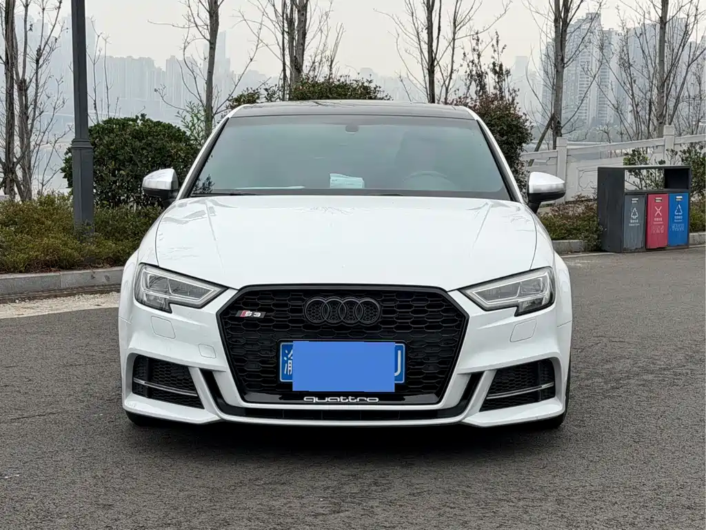 AUDI S3