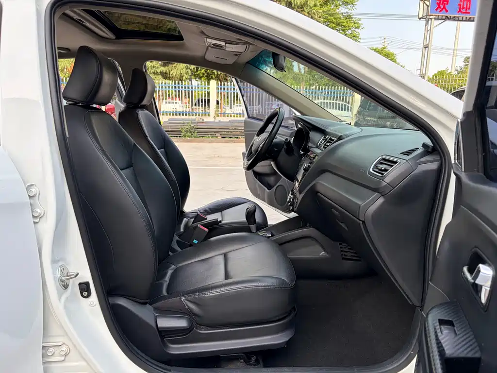 Kia K2 2012 1.6L AT Premium