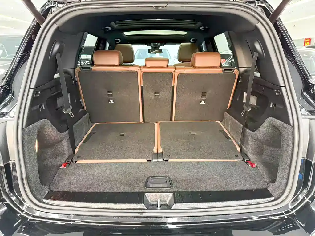 Mercedes-Benz GLB — миниатюра 20