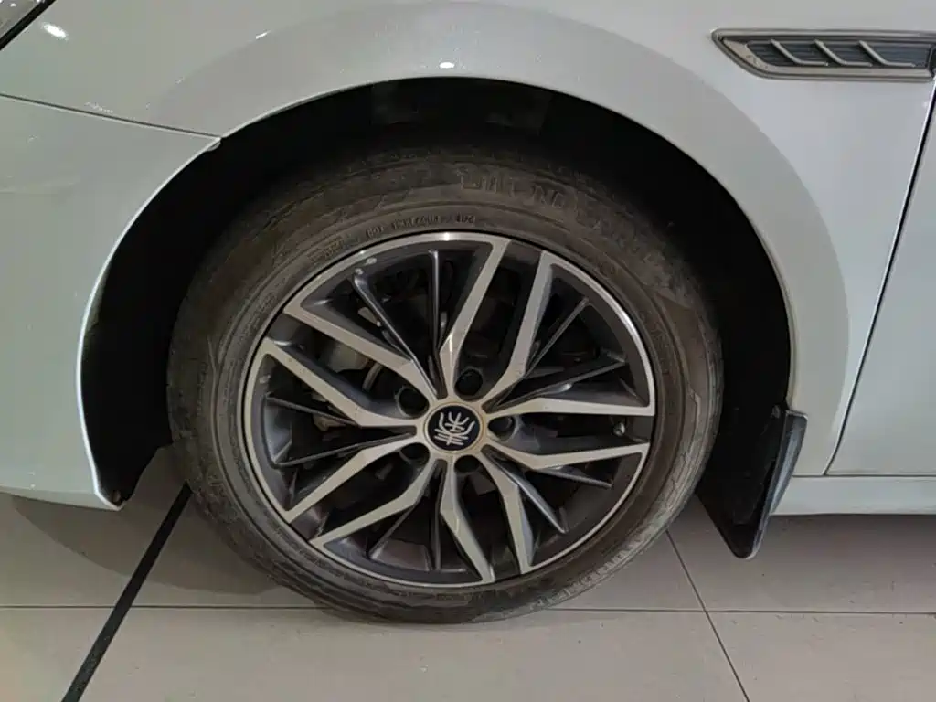 BYD Qin PLUS — миниатюра 23