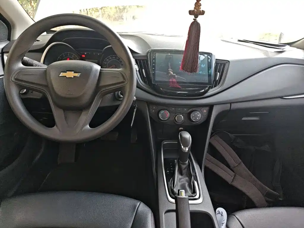 Chevrolet Cavalier — миниатюра 10