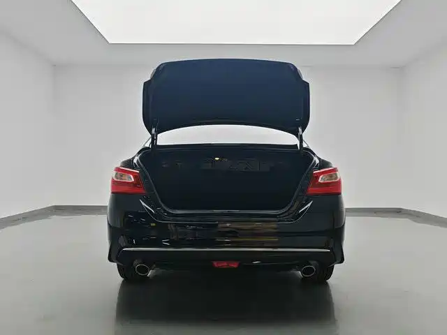 Nissan Teana — миниатюра 13