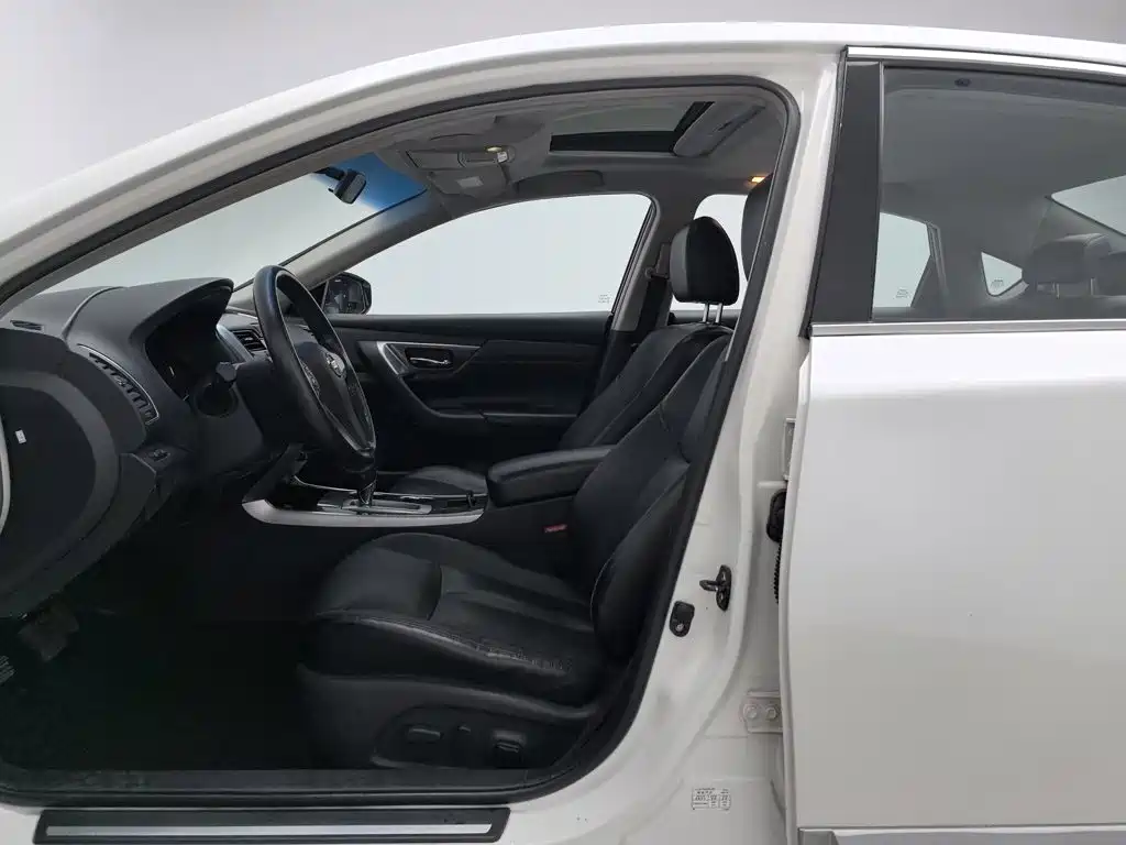 Nissan Teana — миниатюра 10