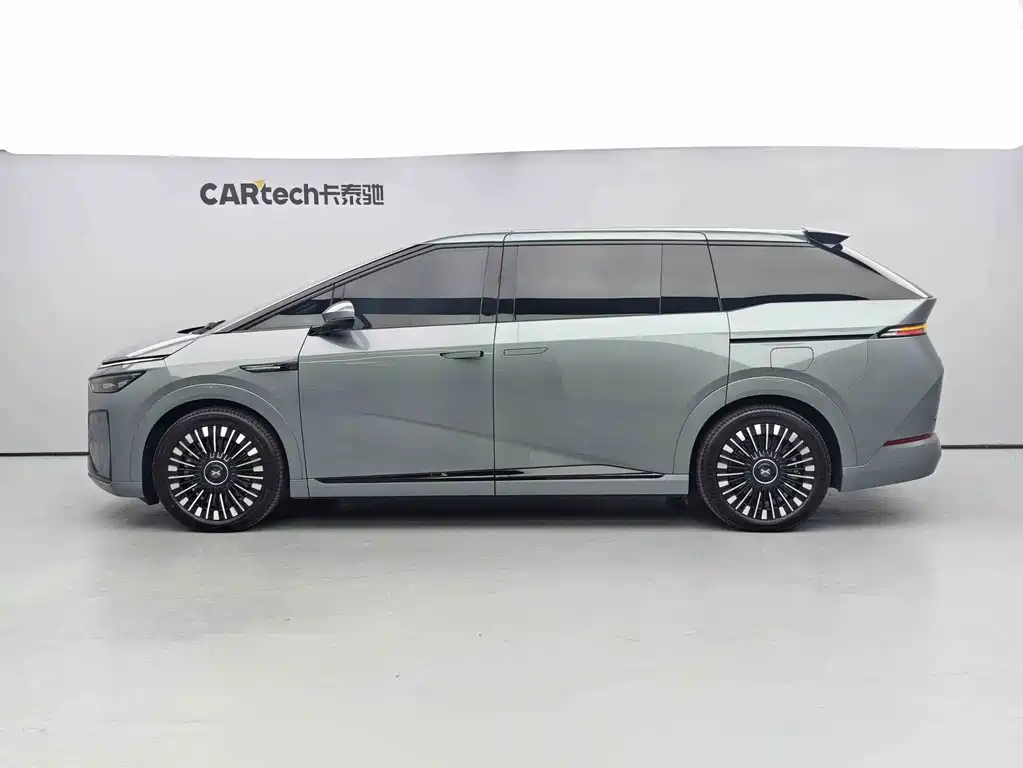 XPeng X9 — миниатюра 25