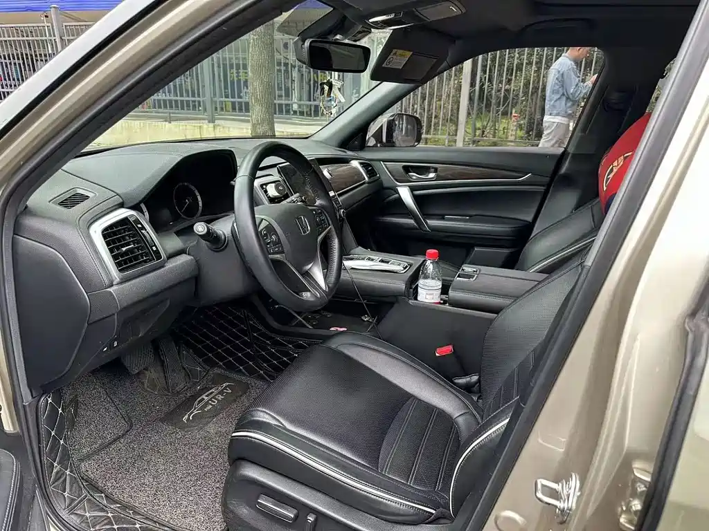 Honda UR-V — миниатюра 5