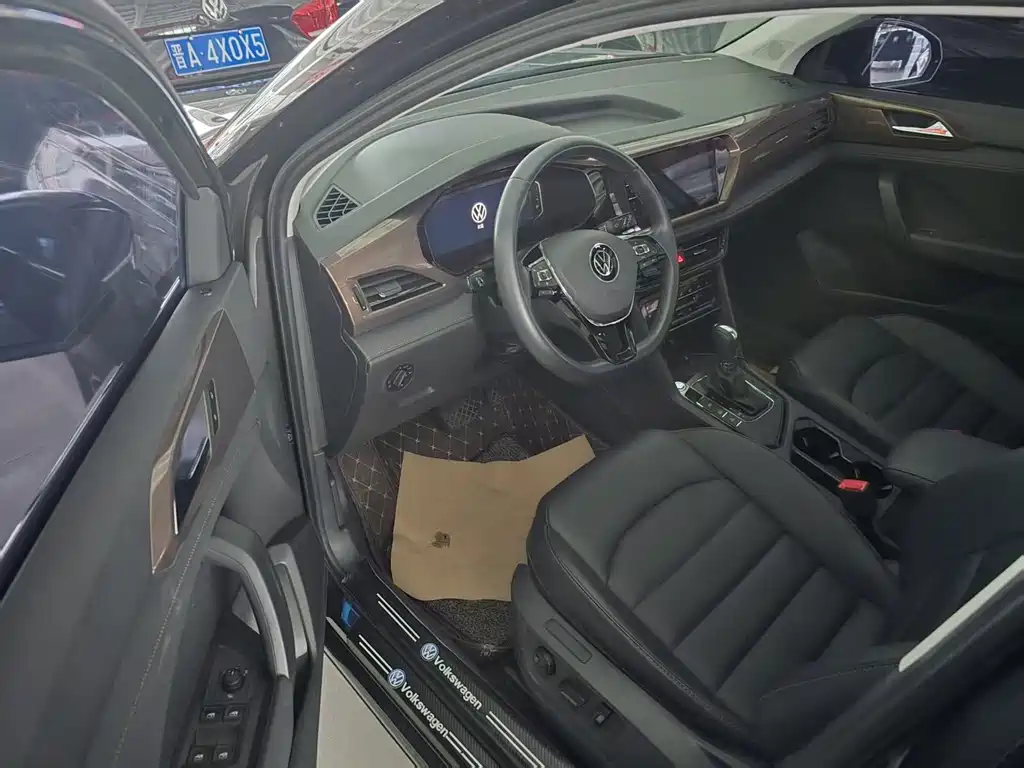 Volkswagen Tharu — миниатюра 5