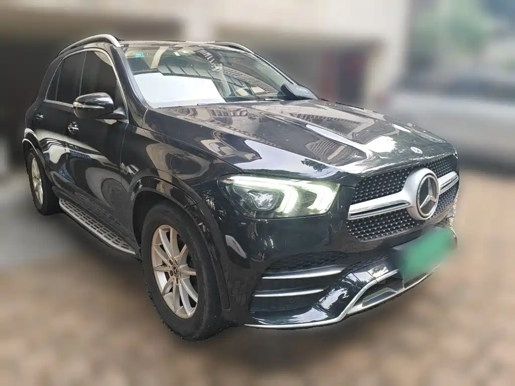Mercedes-Benz GLE (Import) — миниатюра 24
