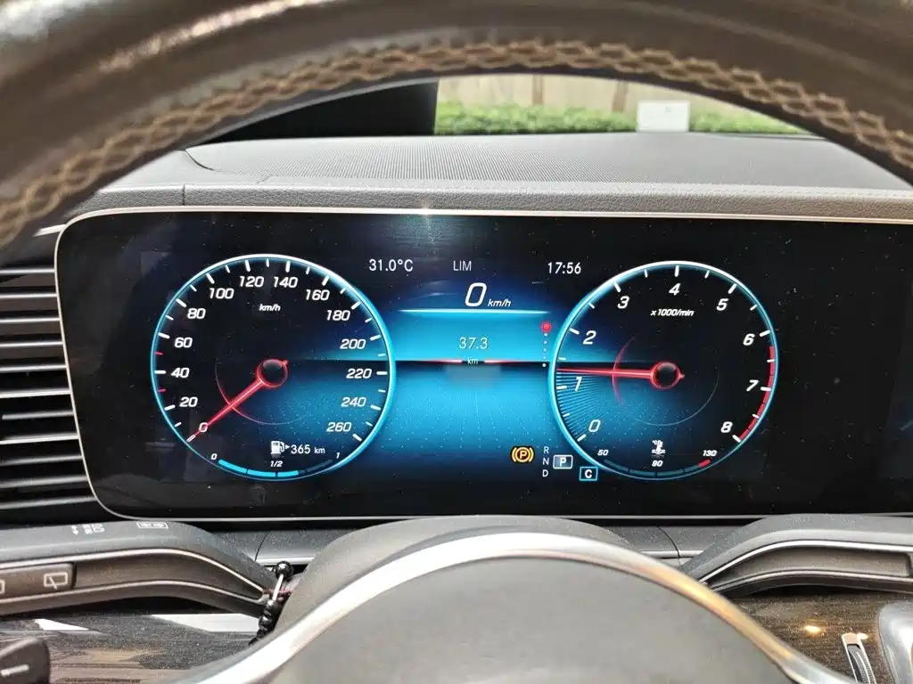 Mercedes-Benz GLE (Import) — миниатюра 4