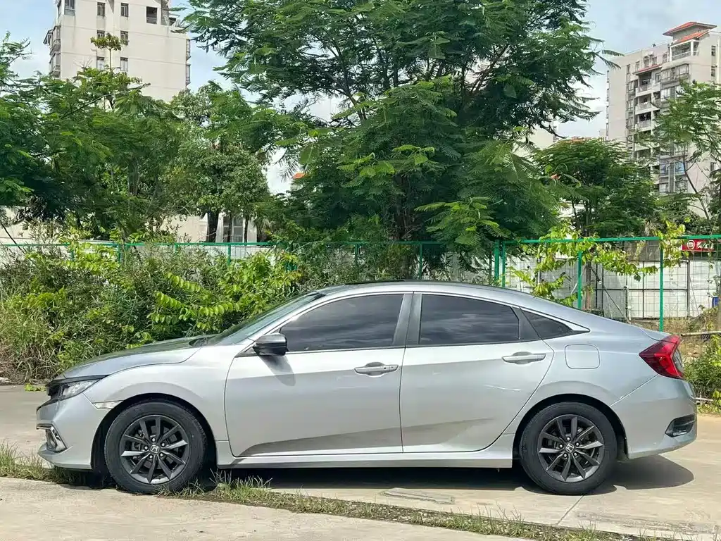 Honda Civic 2019 220TURBO CVT V