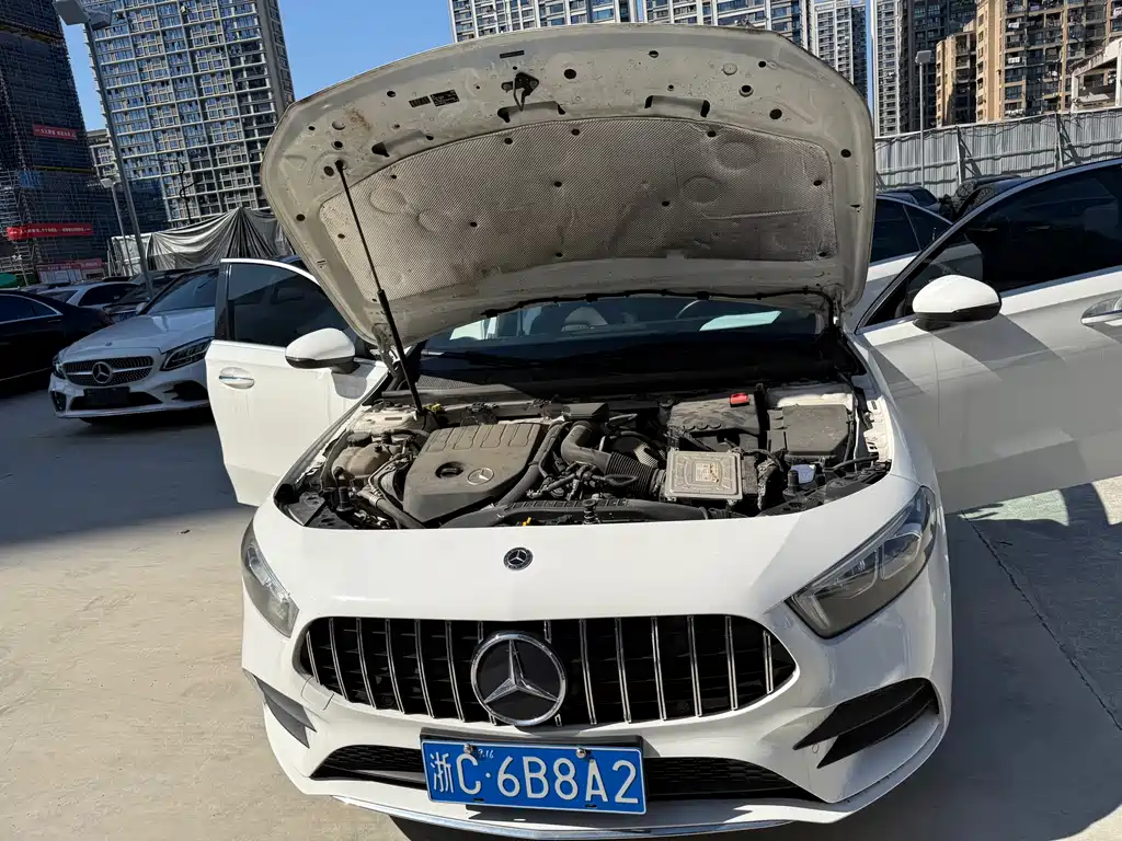 Mercedes-Benz A-Class 2022 — фото 10
