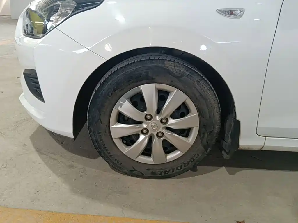 Hyundai Verna — миниатюра 23