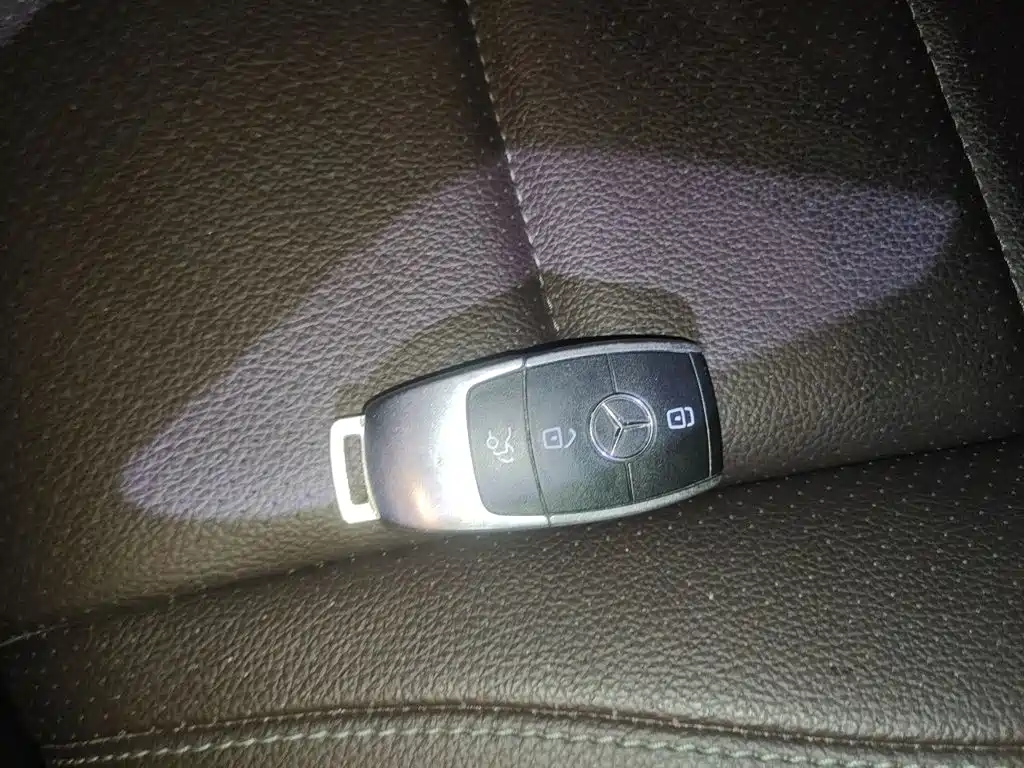Mercedes-Benz GLE (Import) — миниатюра 12