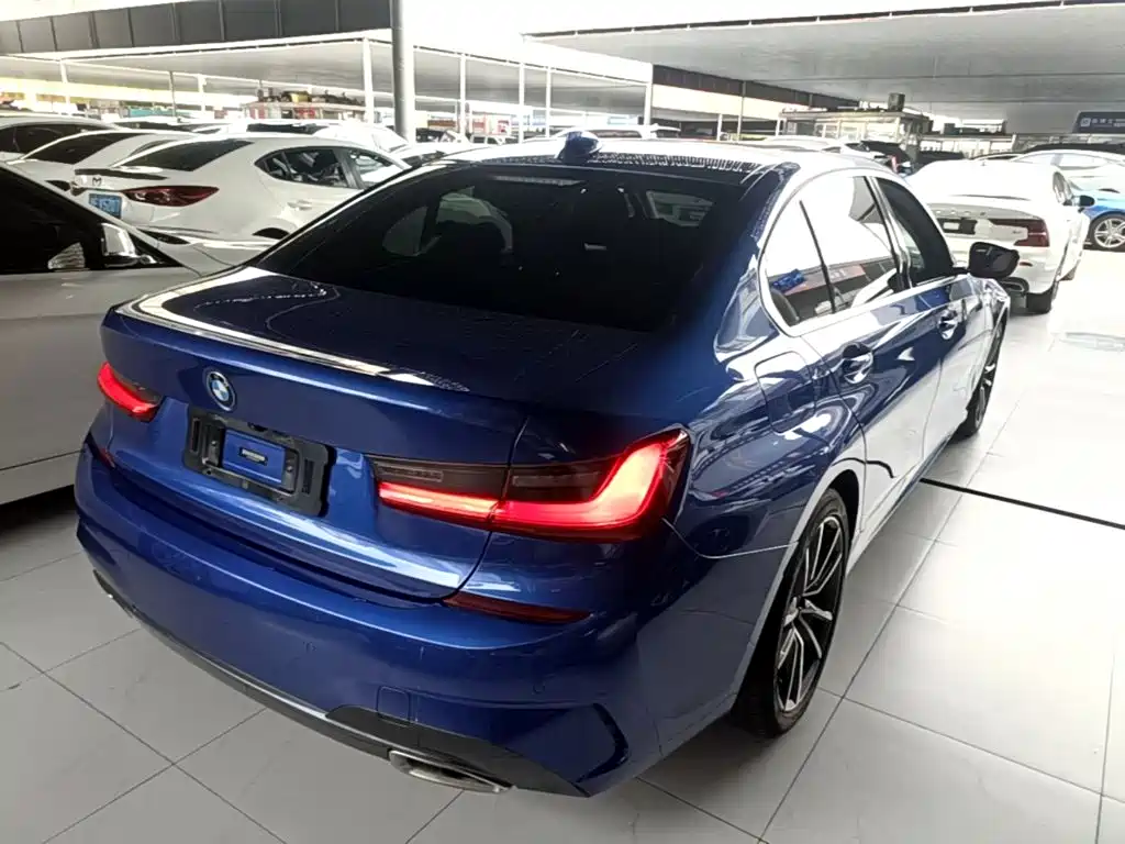BMW 3 Series — миниатюра 7