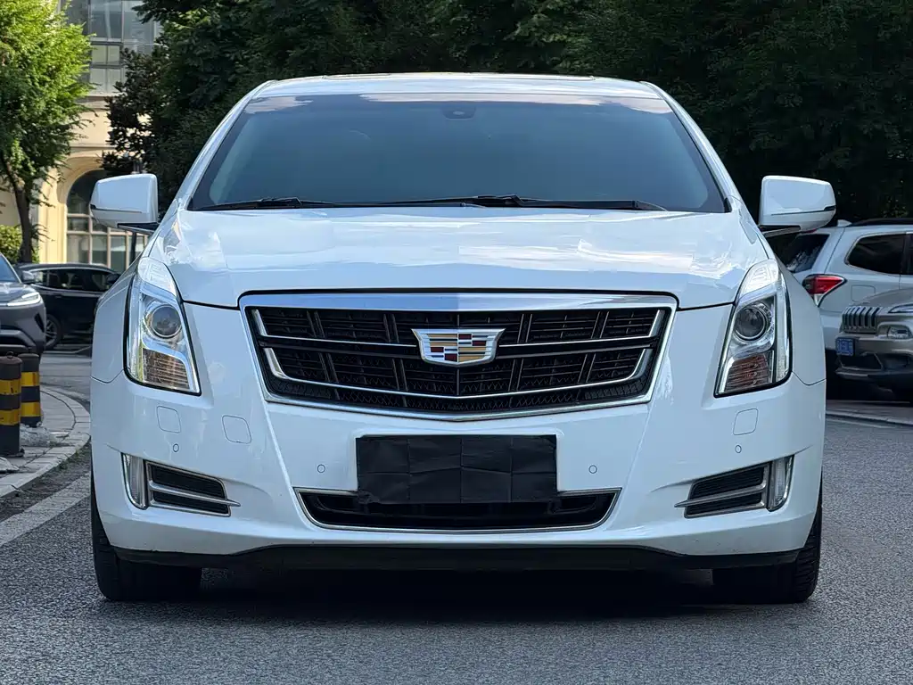 Cadillac XTS