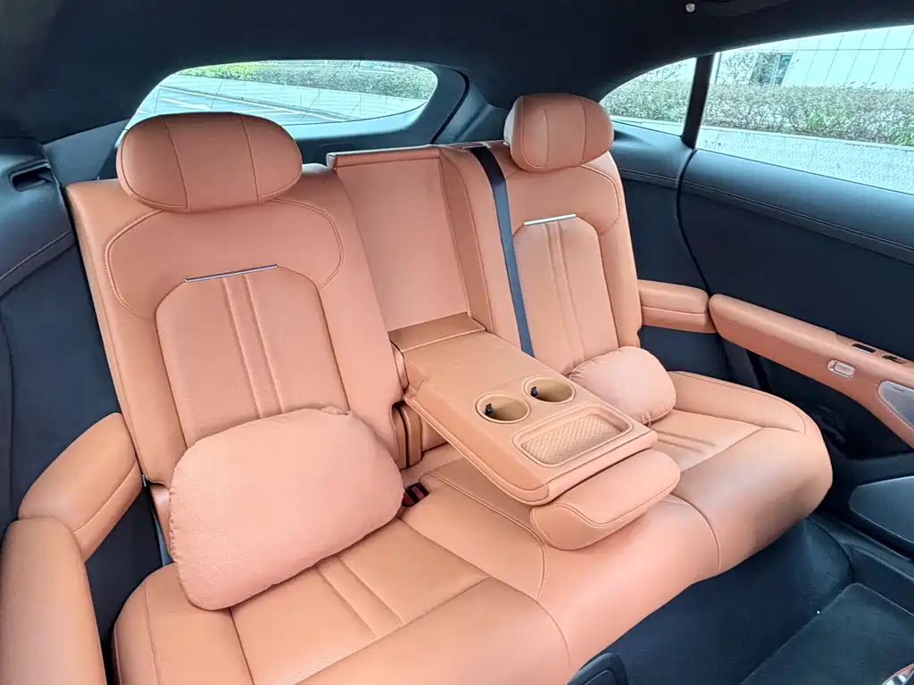 XIAOMI CAR XIAOMI YU7