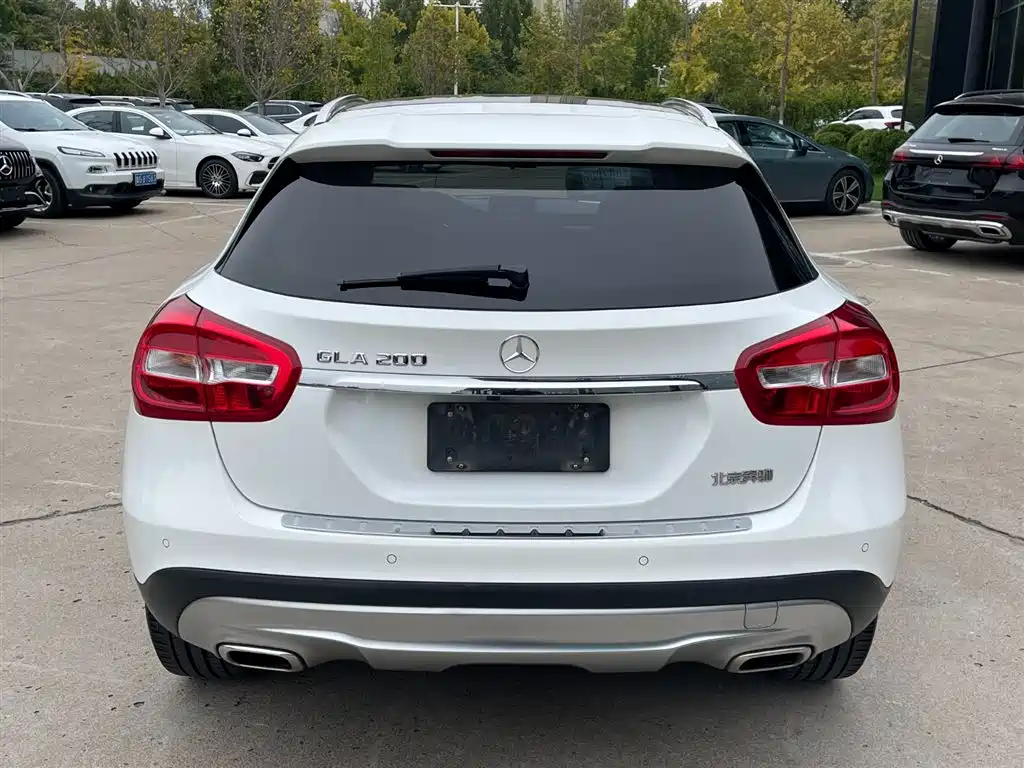 Mercedes-Benz GLA — миниатюра 5
