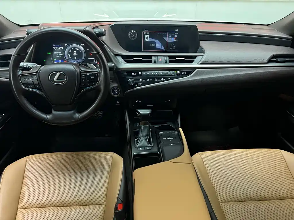 Lexus ES — миниатюра 12