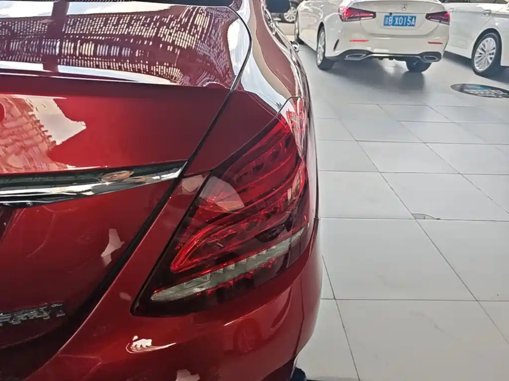 Mercedes-Benz C-Class — миниатюра 8