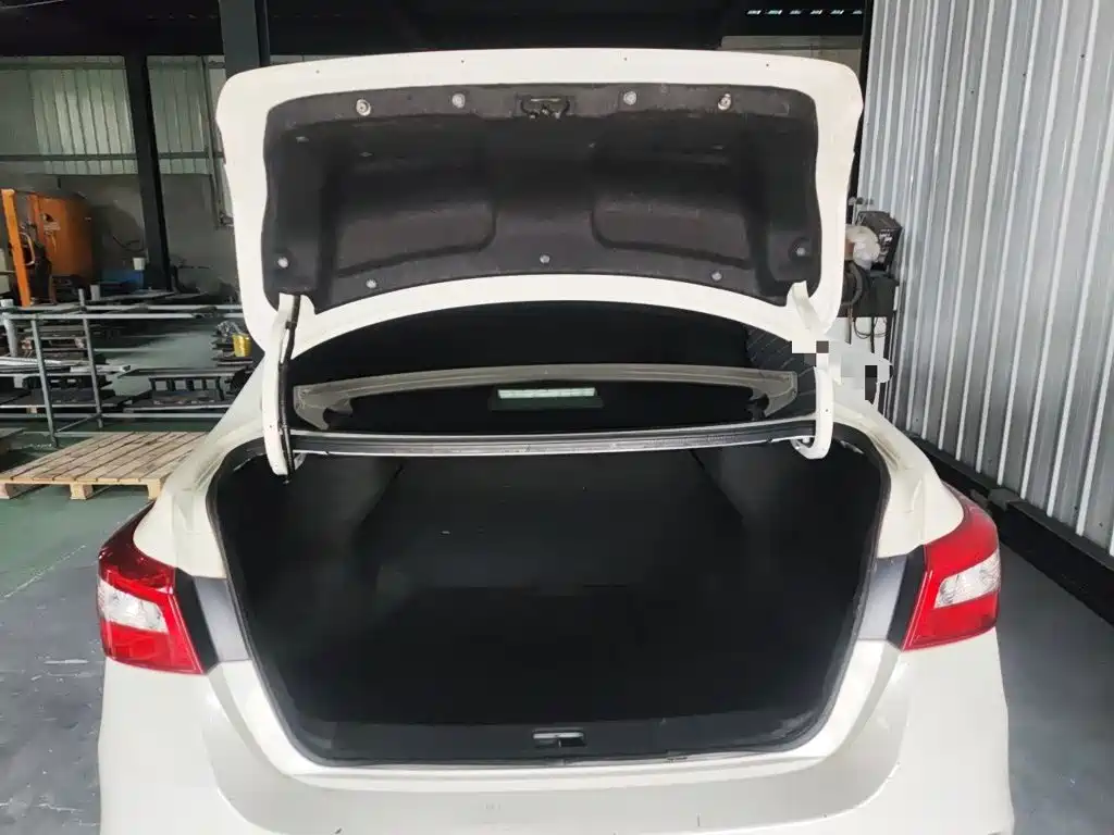 Nissan Sylphy — миниатюра 10